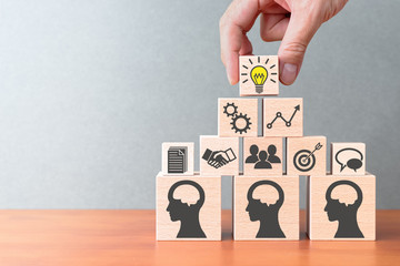 假如你是一名护士 想进儿科的理由和工作思路